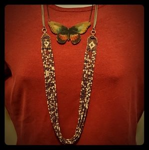 Women's fashion bundle with 2 necklaces